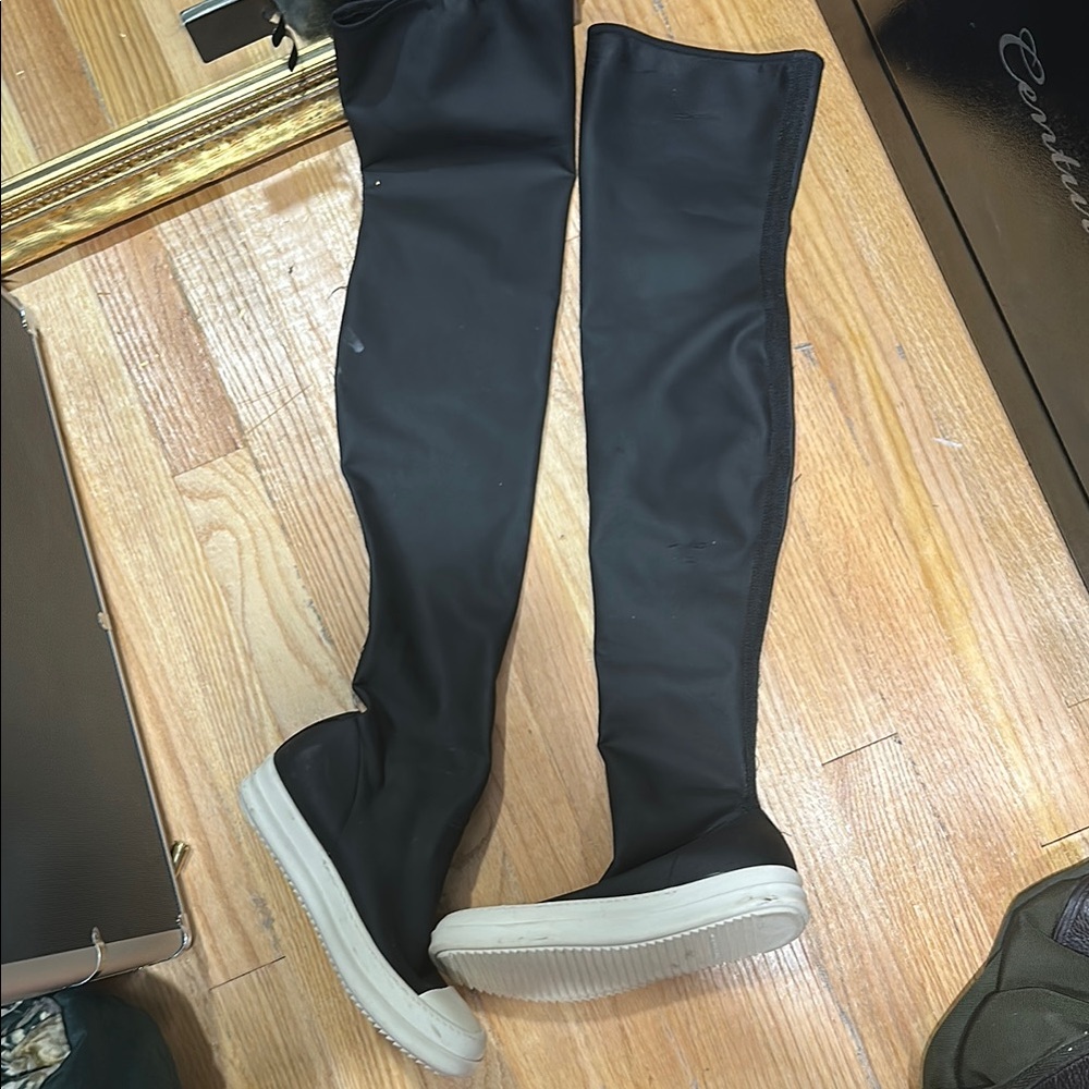 Black Over-the-Knee Women's Boots